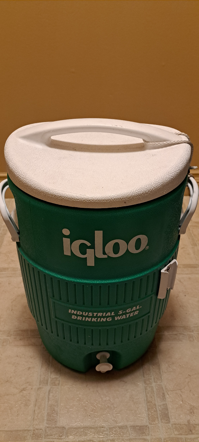 Igloo 5-Gallon Water Cooler - photo 2