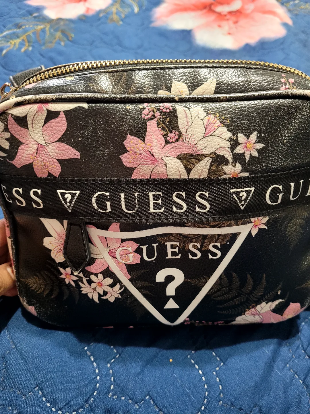 Guess Floral Crossbody Bag image indicator(3)