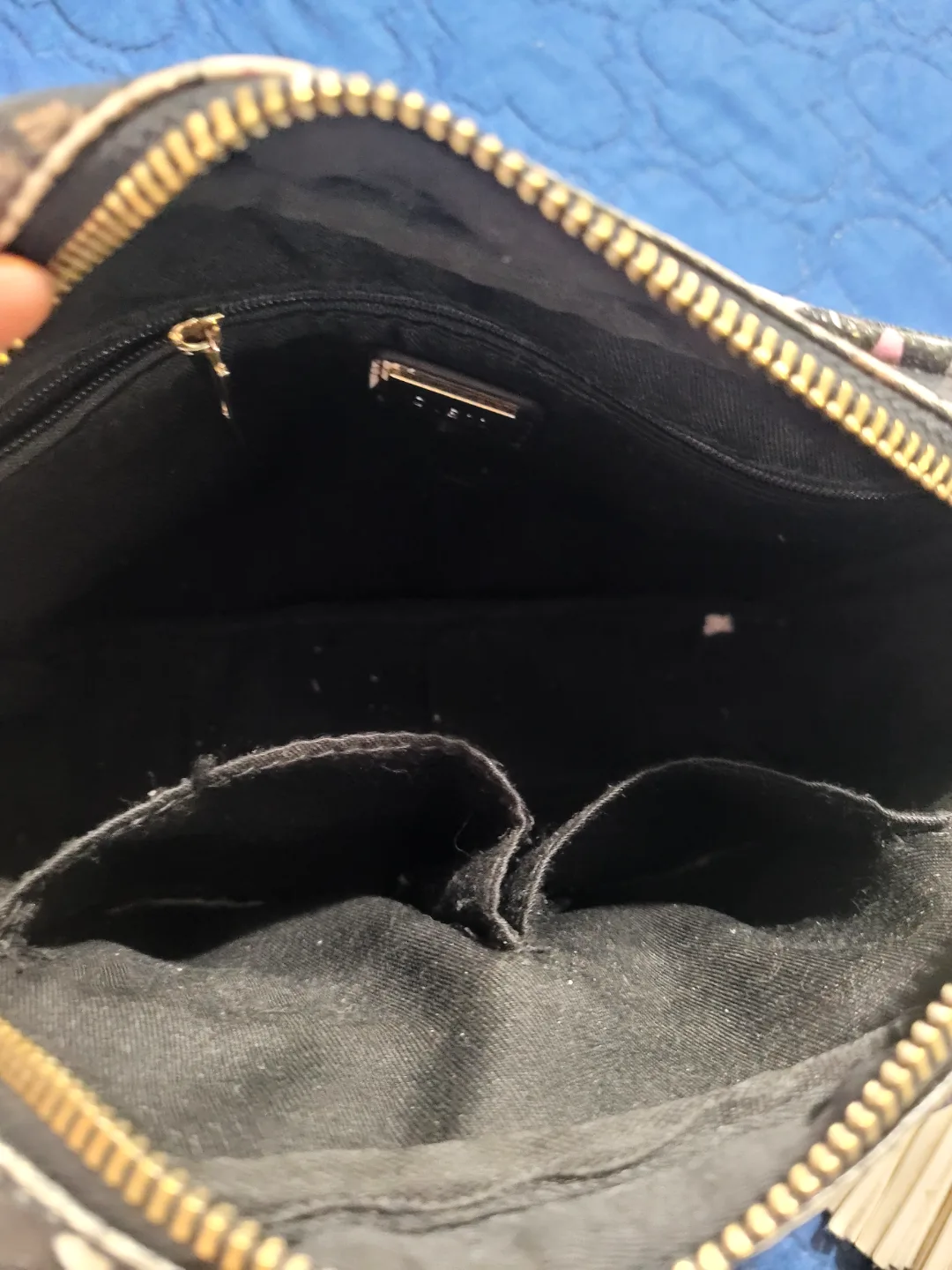 Guess Floral Crossbody Bag image indicator(5)