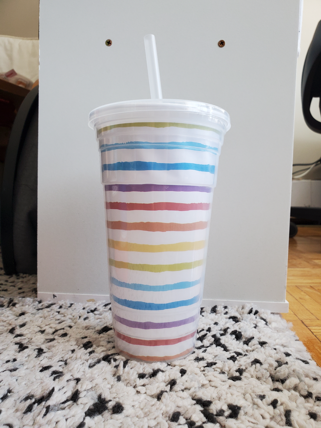 💚🌱Reusable Striped Tumbler with Lid and Straw