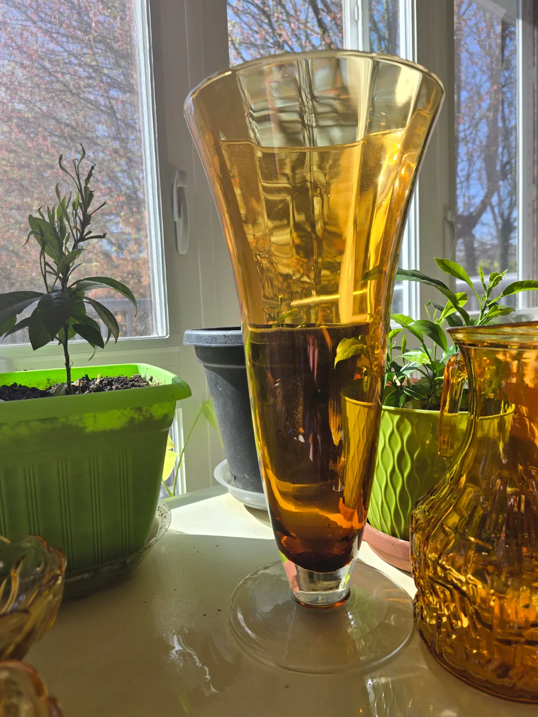 Vintage Amber Glassware Set - Vase, Pitcher & Dishes image indicator(4)