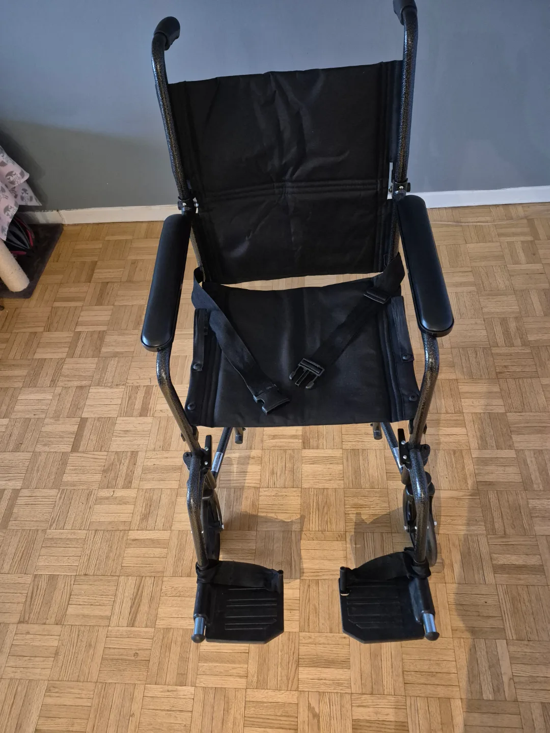 Drive Medical Lightweight Wheelchair image indicator(6)