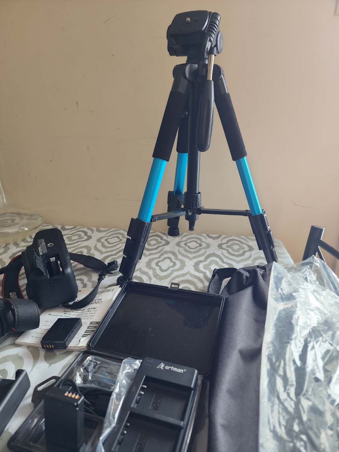Canon EOS Rebel T7i DSLR Camera with Tripod and Accessories - photo 5