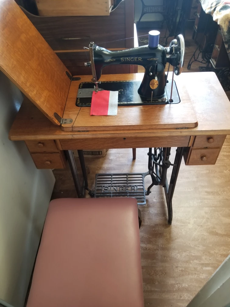 Vintage Singer Treadle Sewing Machine