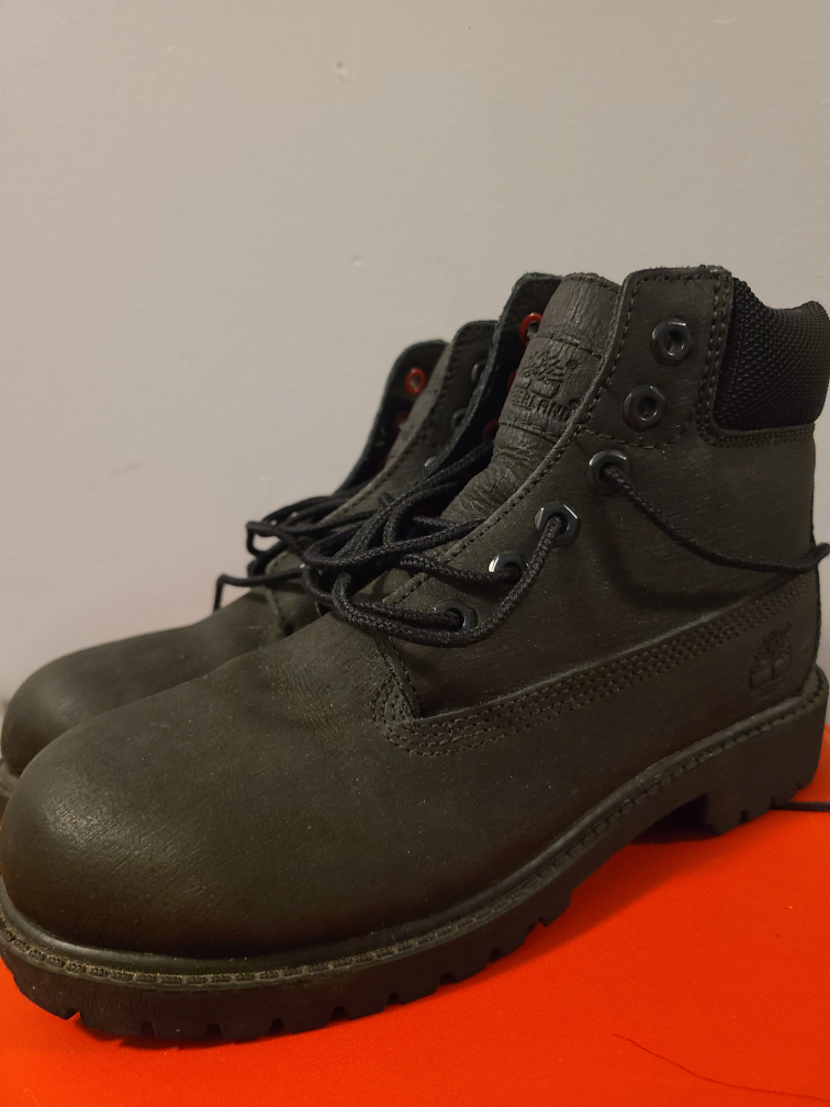 Kids Timberland Black Leather Boots - Size US 2