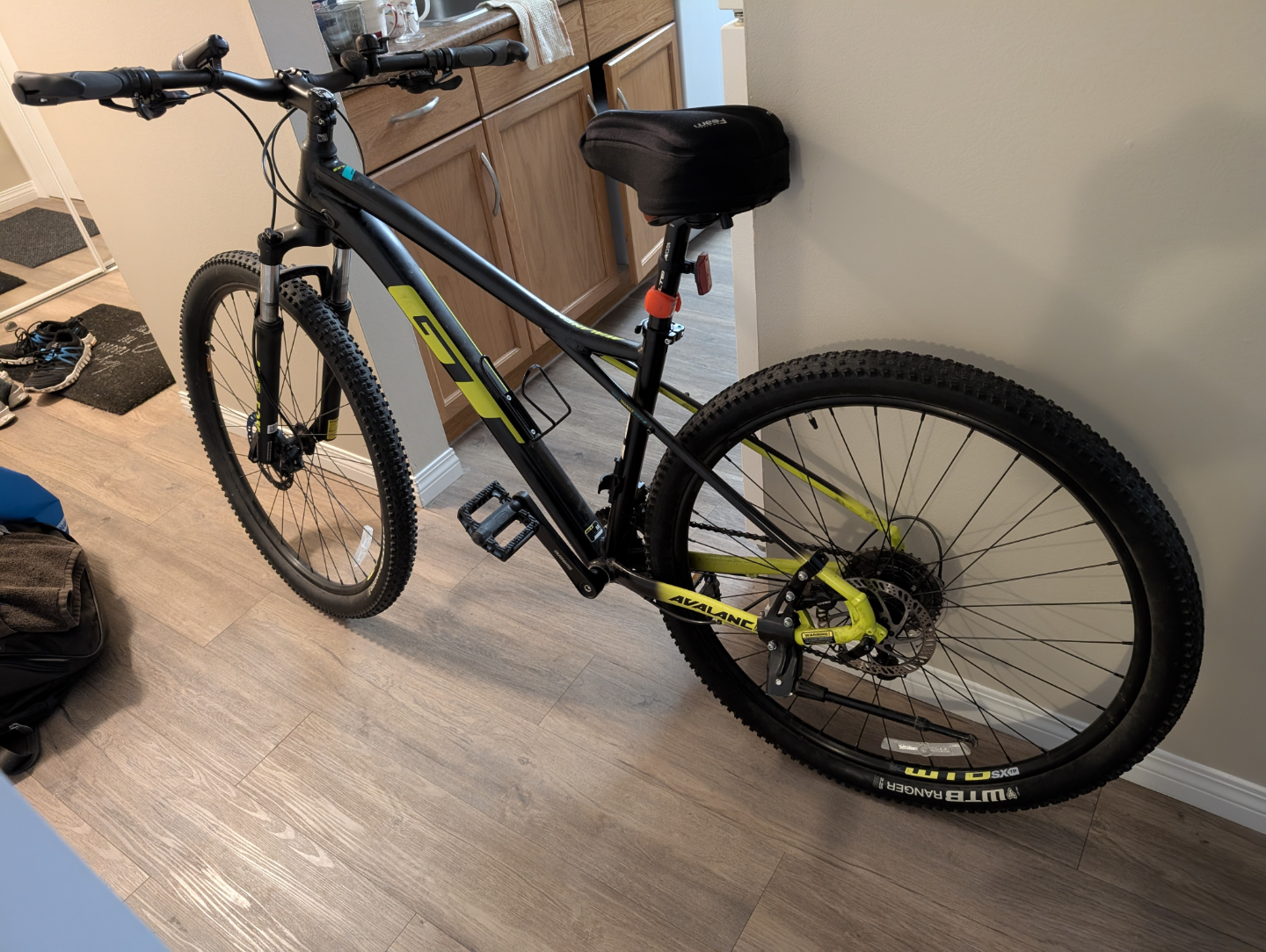 GT Avalanche Mountain Bike