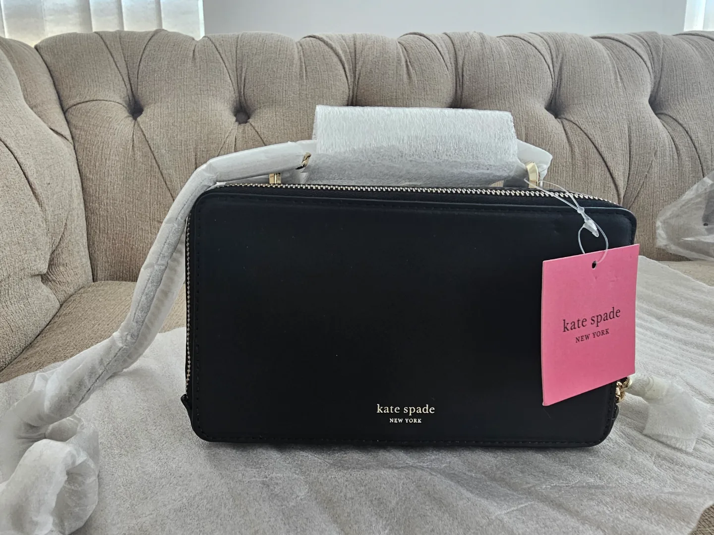 BNWT Authentic Kate Spade New York Black Crossbody Bag image indicator(3)
