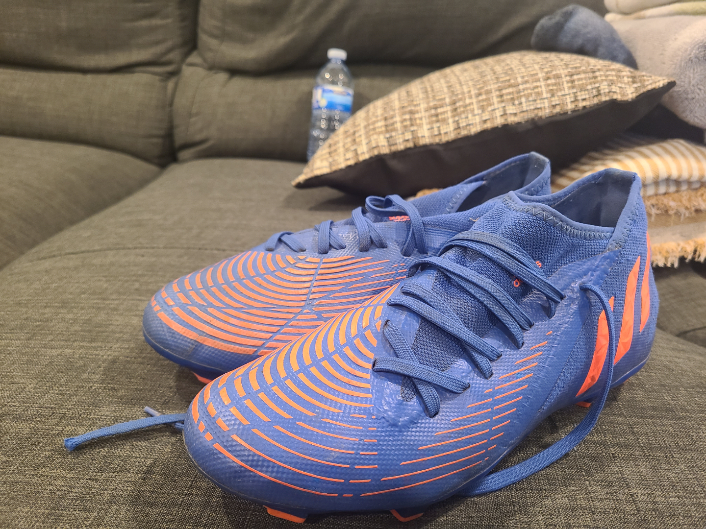 Adidas Predator Football Cleats - Size 7 - photo 2