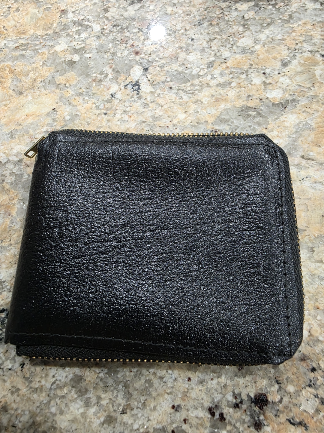 Black Leather Zip Around Wallet  💚
