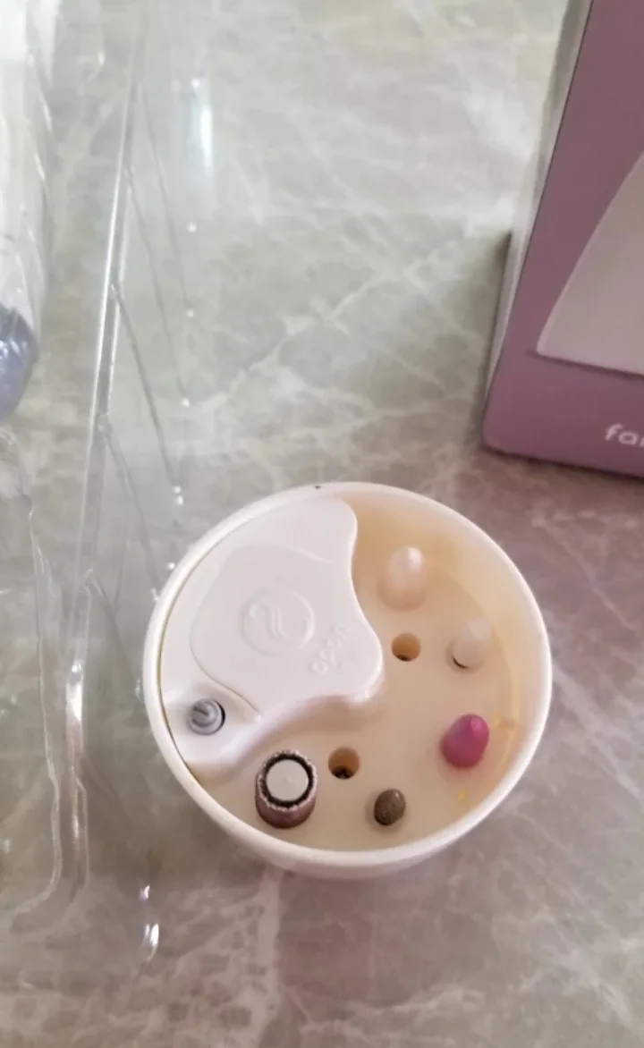 MYNT Manic Pedi Set with UV Dryer  Thrifty pick 💚 image indicator(6)