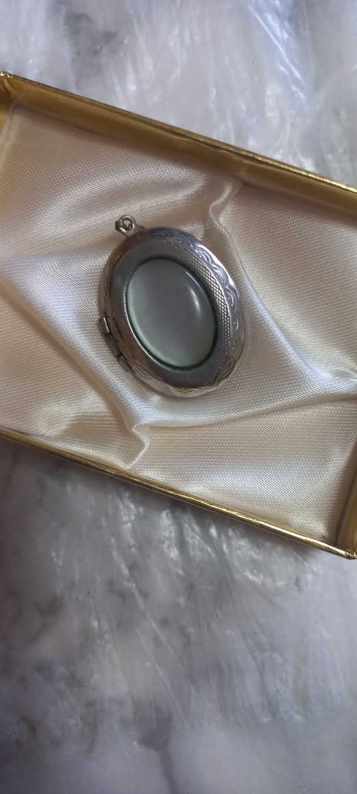 Oval Locket Pendant Necklace