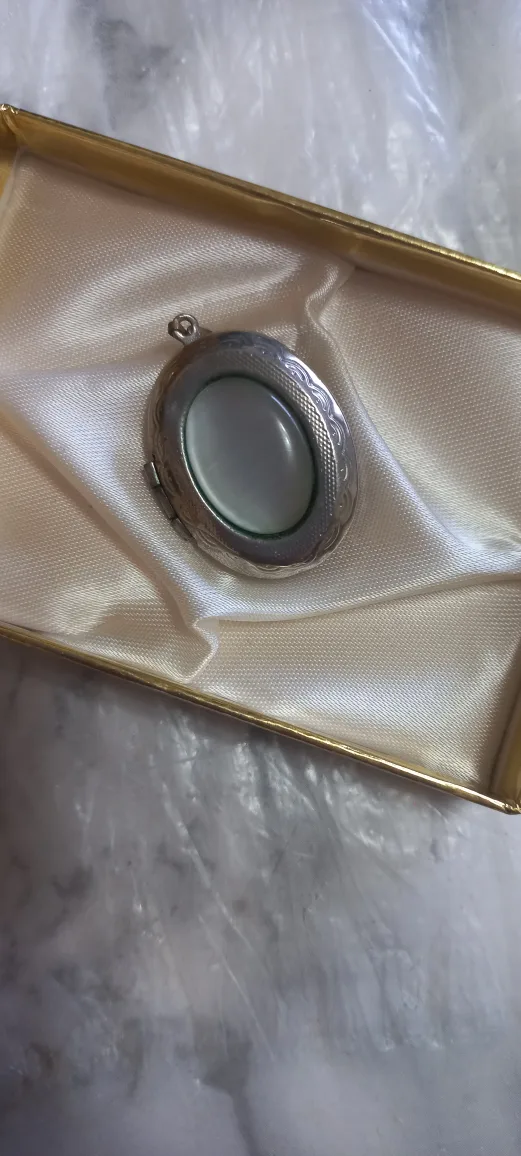 Oval Locket Pendant Necklace