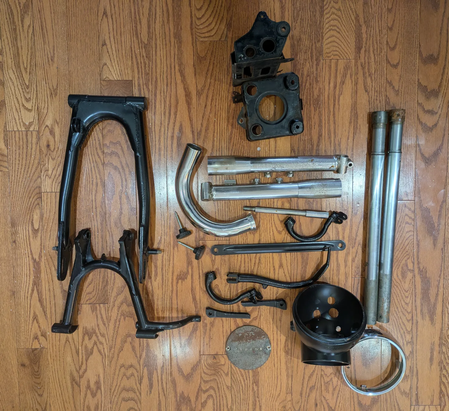 Vintage 60s Yamaha Motorcycle Parts image indicator(2)