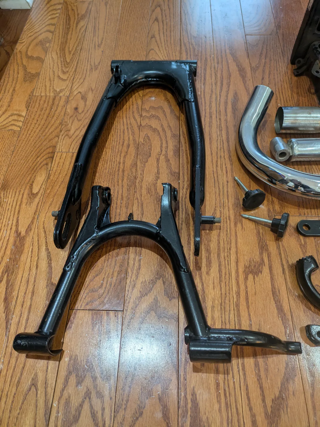 Vintage 60s Yamaha Motorcycle Parts image indicator(3)