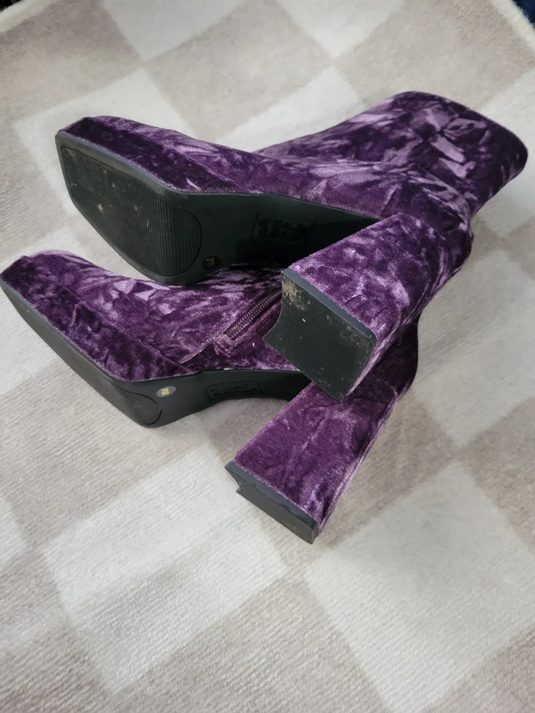 GB Purple Velvet Platform Ankle Boots - Size 8M image indicator(3)