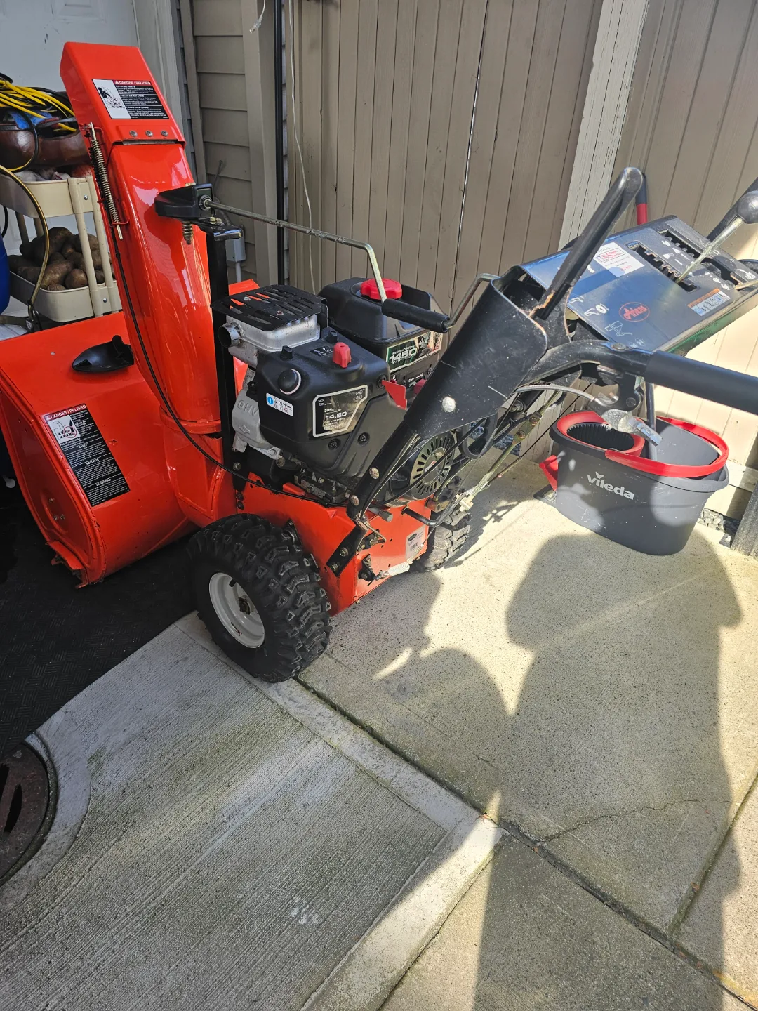 Ariens Deluxe 30 306cc Snow Blower image indicator(3)