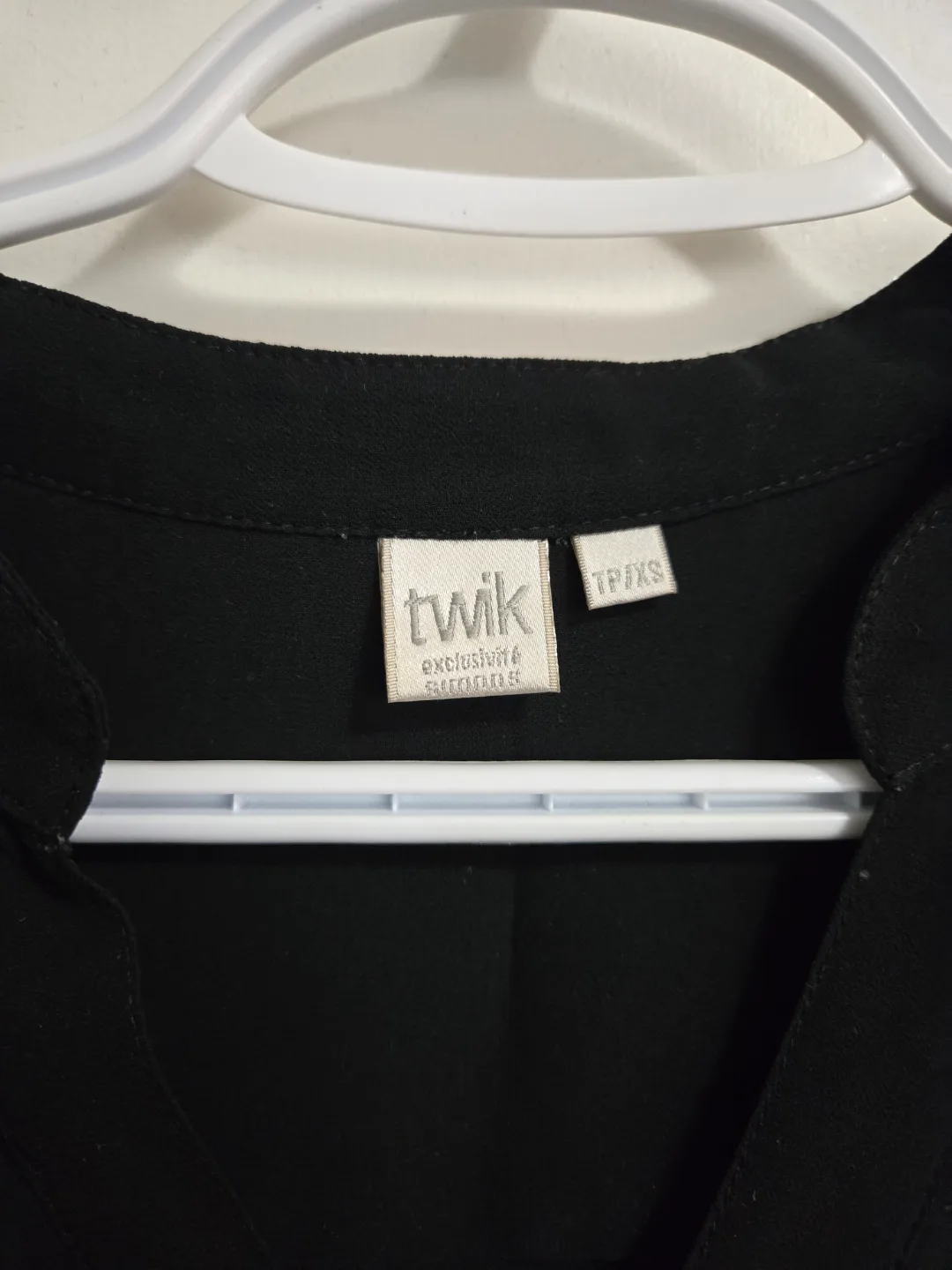 Sheer flowy cinched dress image indicator(7)