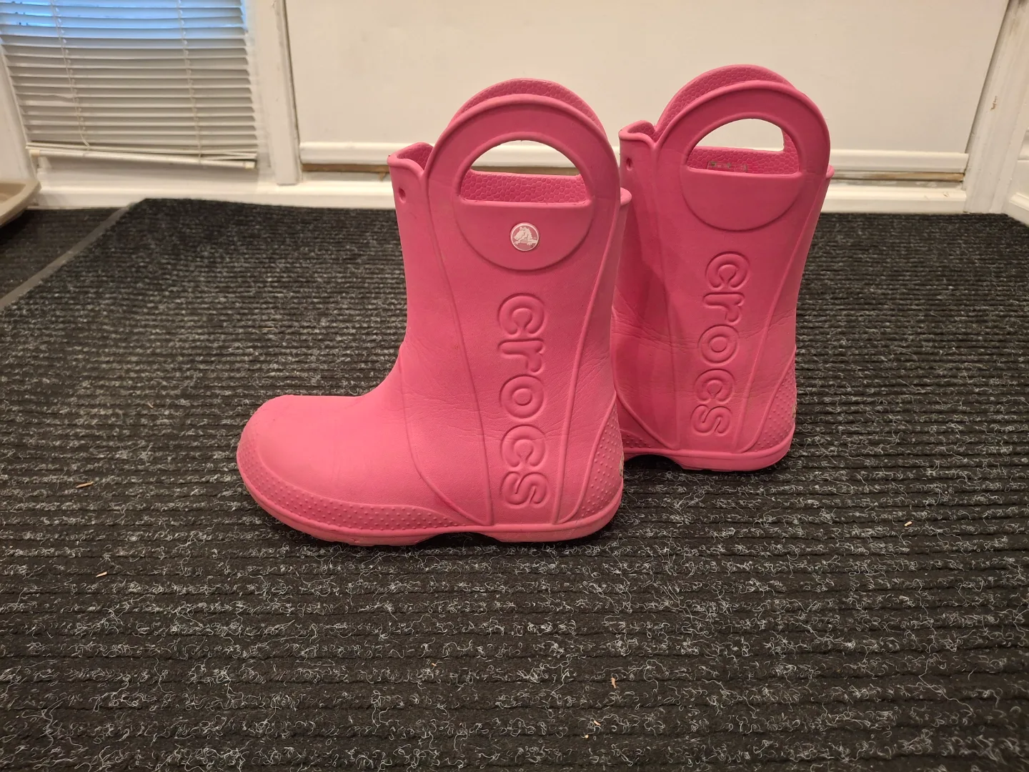 Pink Crocs Kids' Rain Boots - Size J1 image indicator(2)