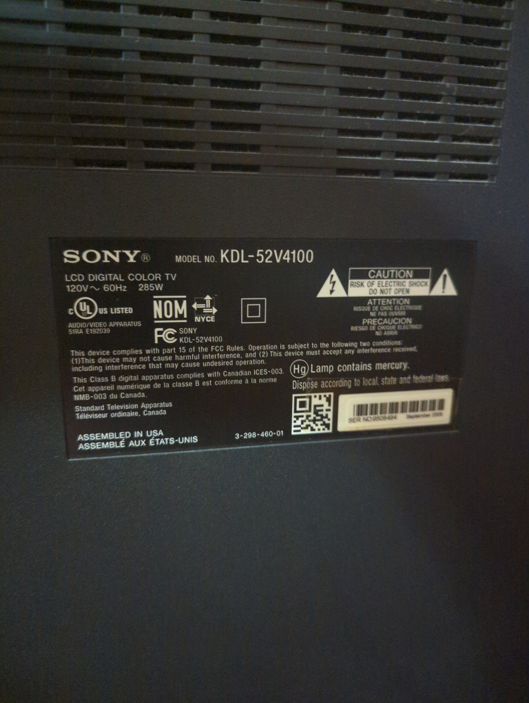 Sony KDL-52V4100 52-inch LCD TV - photo 3