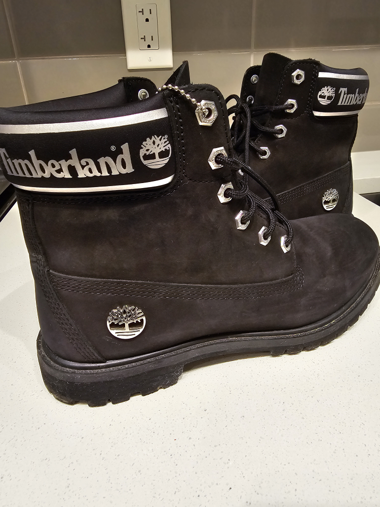 Timberland Black Leather Boots Size 10