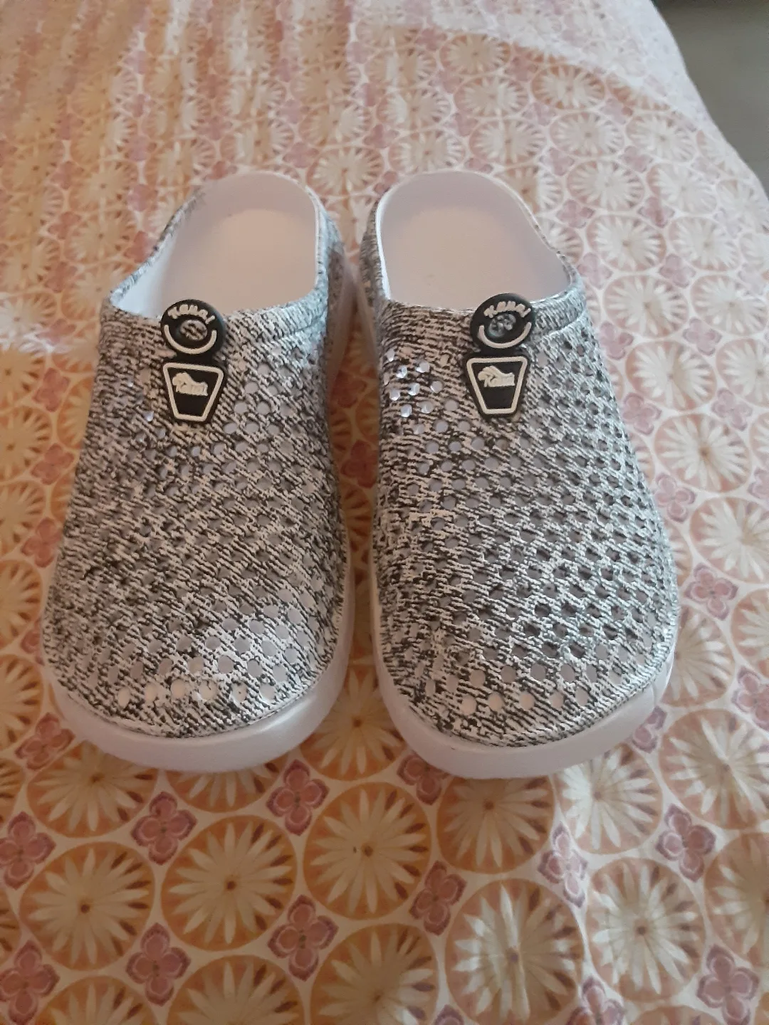 Kaba Women's Grey and White Clogs Size 37 thumbnail