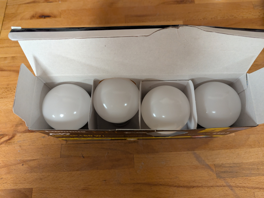 4-Pack Luminus LED A19 60W Dimmable Bulbs - photo 3