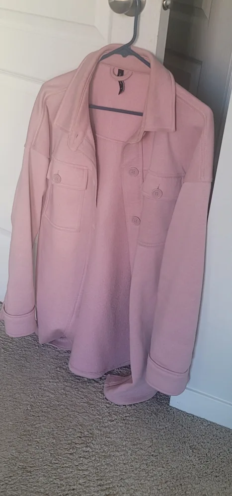 Women's Clothing Bundle: Vest, Sweaters & Shirt image indicator(2)