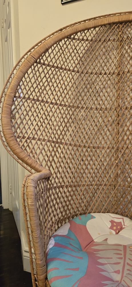 Vintage Wicker Peacock Chair - photo 5