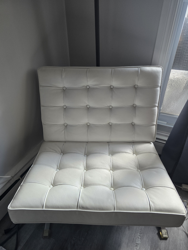 Mid-Century Modern Style Lounge Chair - photo 3