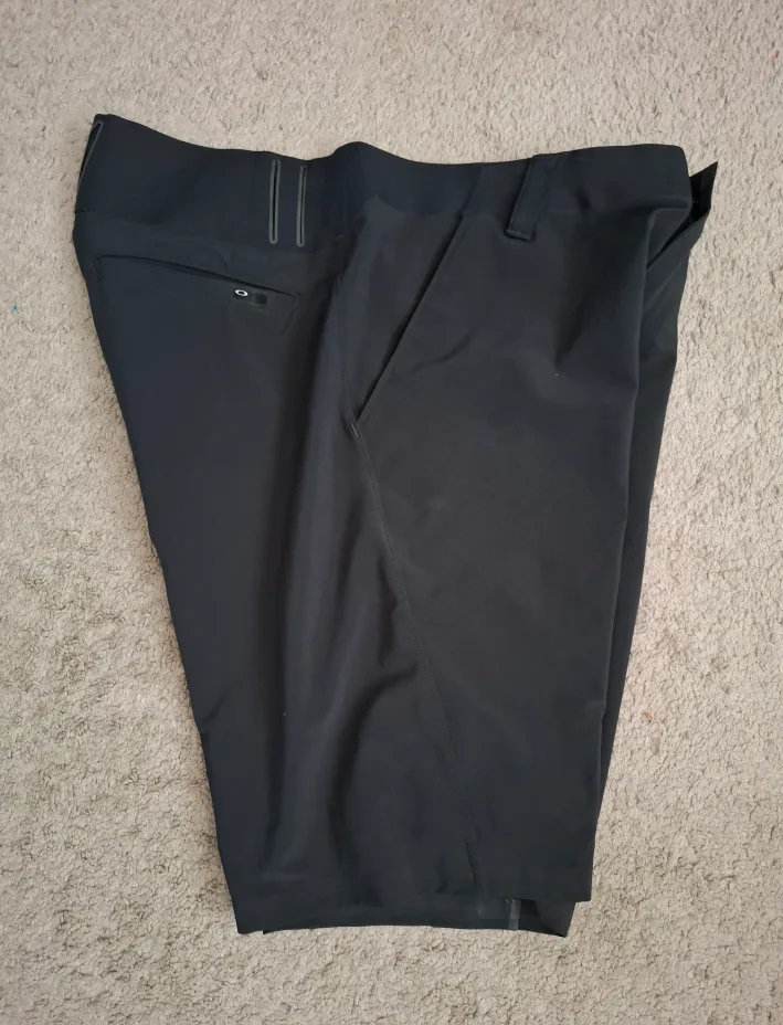 Men's Oakley Black Golf Shorts image indicator(2)