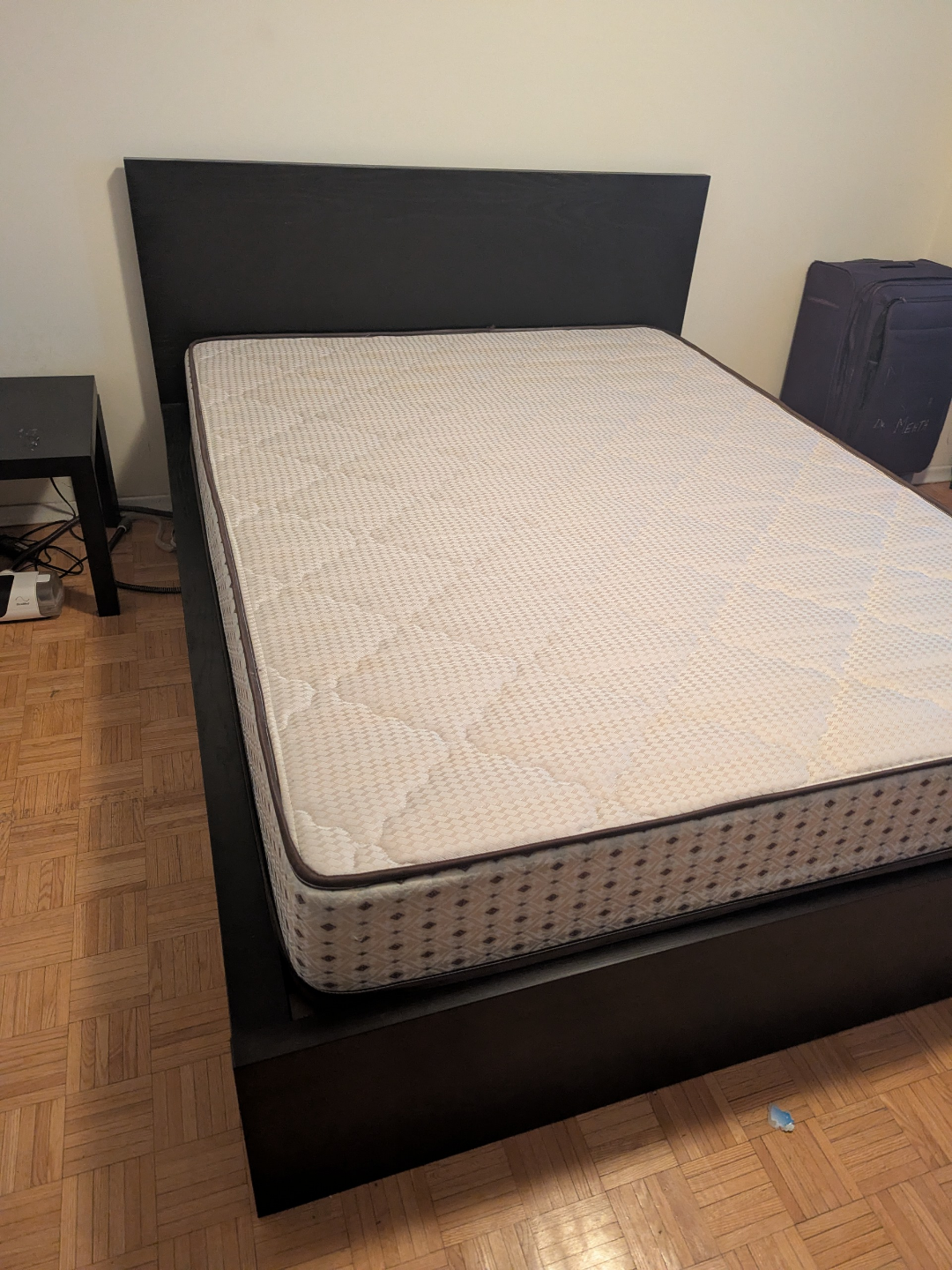 IKEA MALM Queen Size Bed Frame with Mattress - photo 3