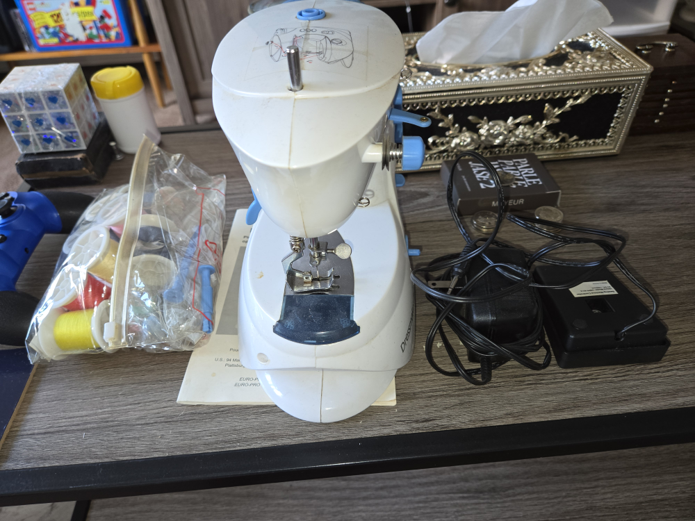 Dressmaker II Sewing Machine & Accessories- NEED GONE ASAP