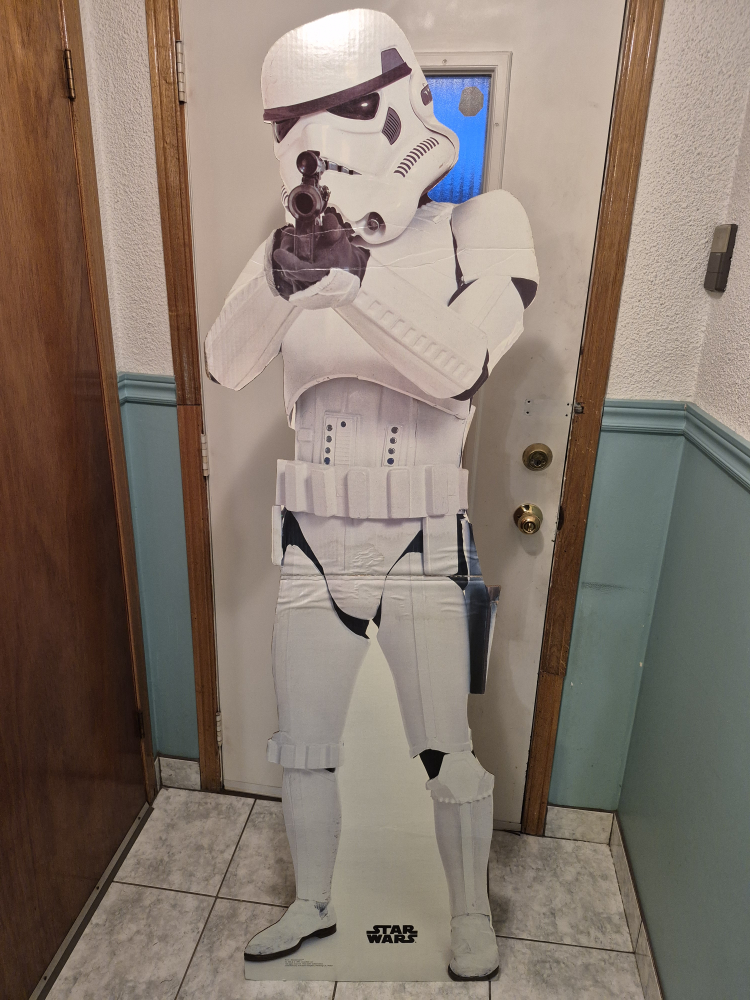 Star Wars Stormtrooper Cardboard Standup - photo 2