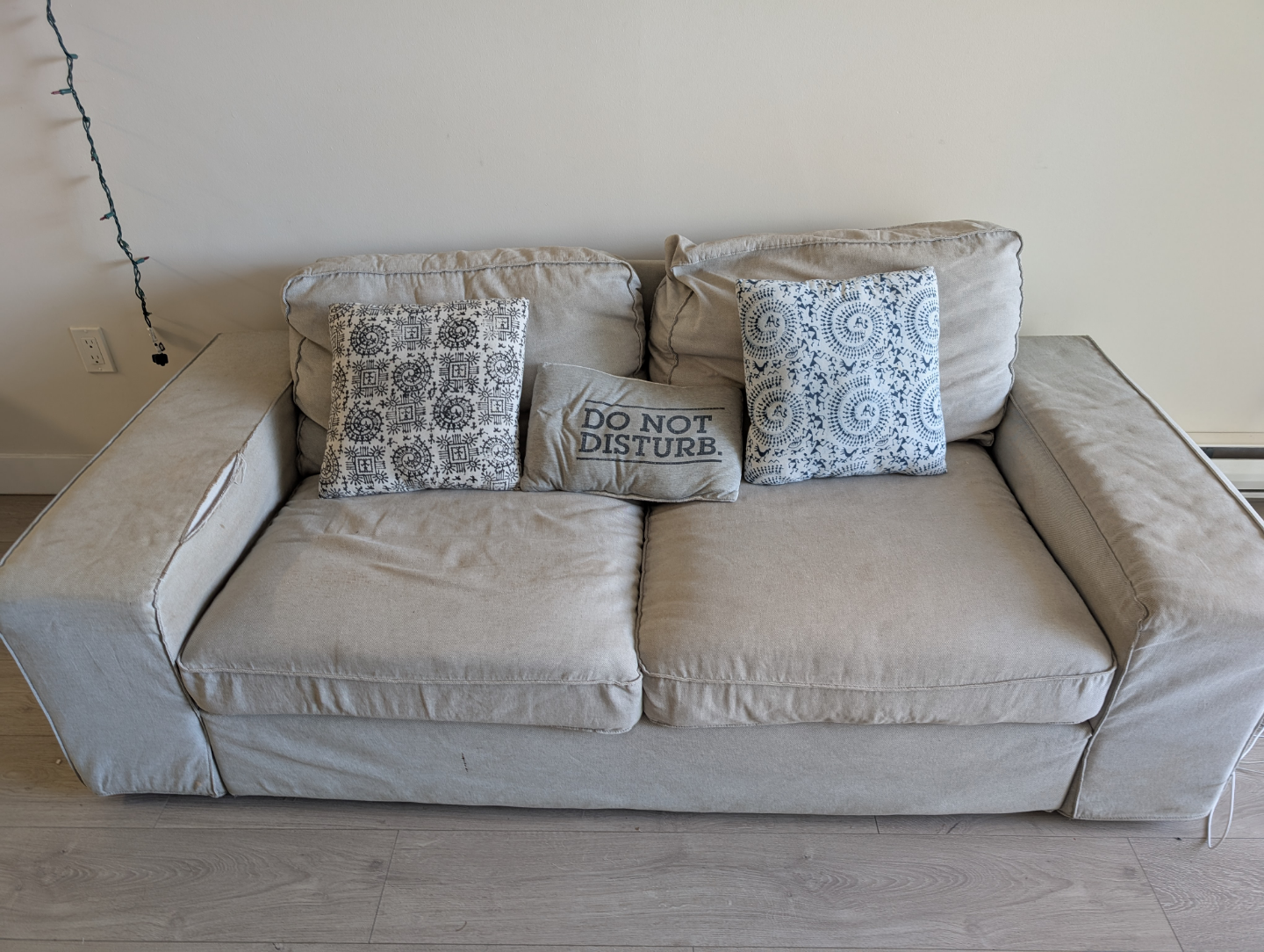 2-Seater Sofa with Cushions