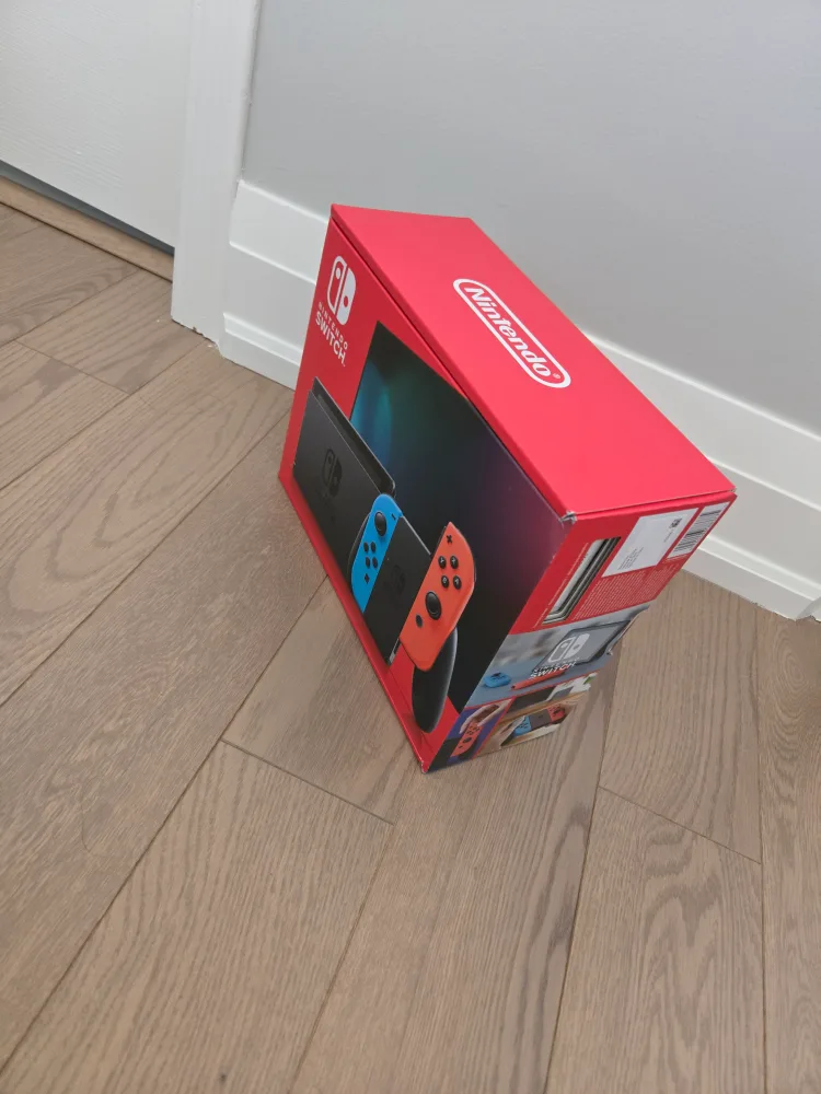 new Nintendo Switch Neon Blue&Red 💚 Joy-Con Console - New in Box image indicator(2)