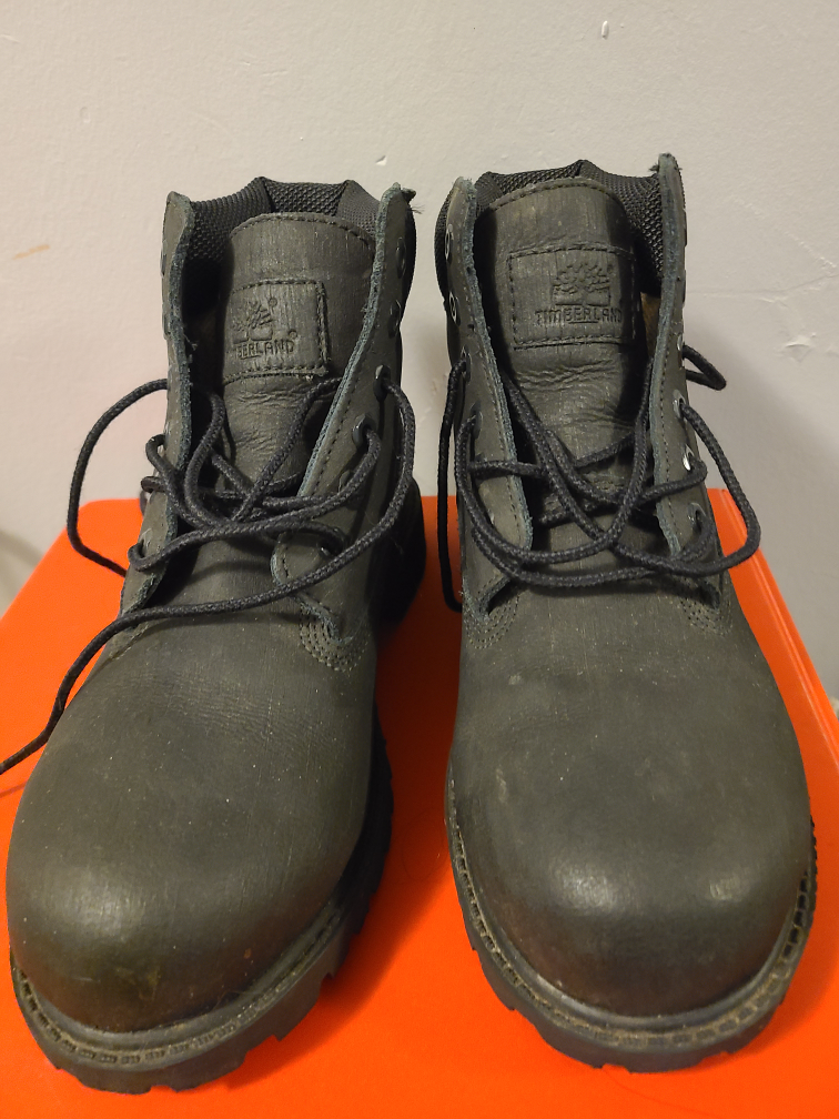 Kids Timberland Black Leather Boots - Size US 2 - photo 2
