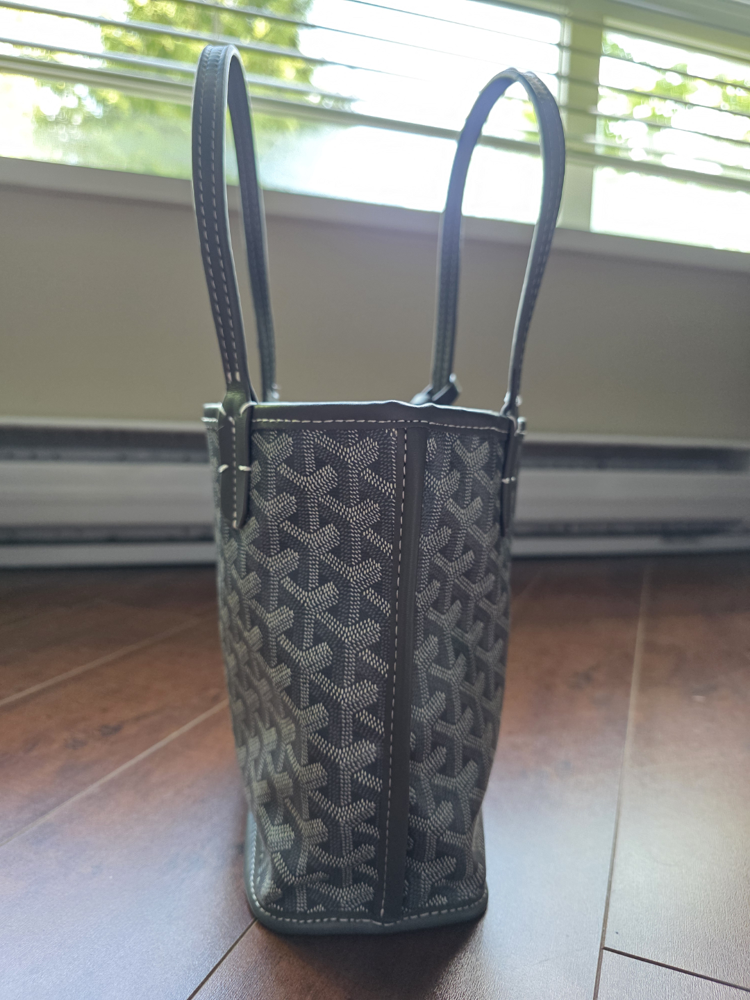 Mini Anjou Tote - photo 3