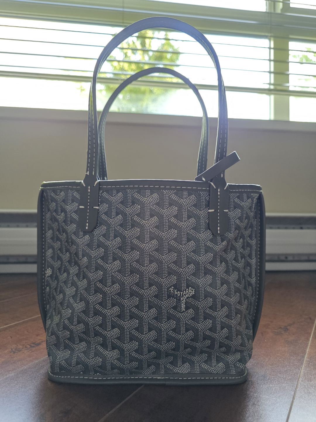 Mini Anjou Tote - photo 4