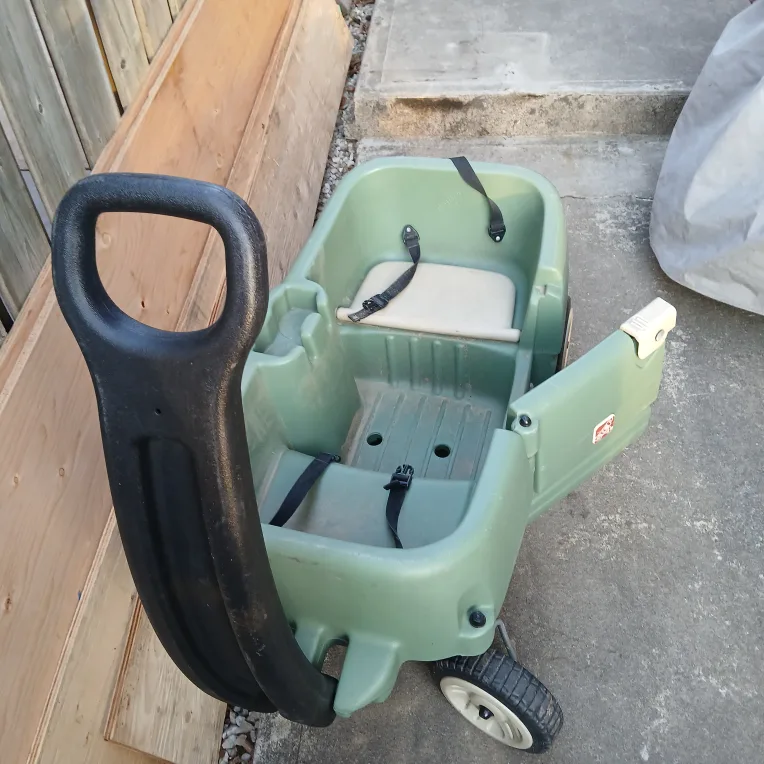 Children's Step 2 Green Wagon image indicator(4)