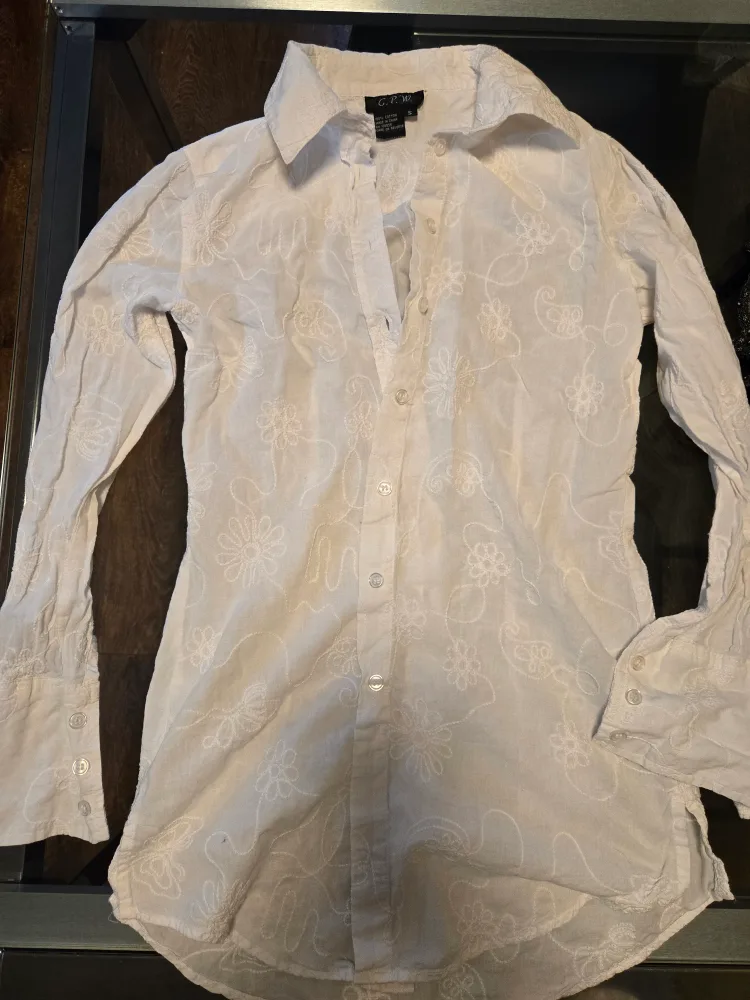 XS / S Women's Clothing Bundle image indicator(3)