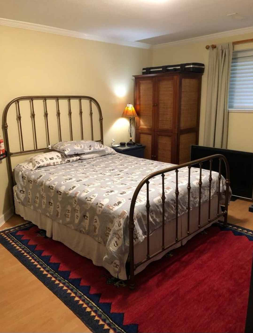Queen Metal Bed Frame