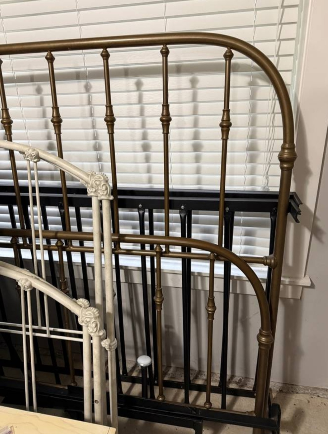 Queen Metal Bed Frame - photo 2