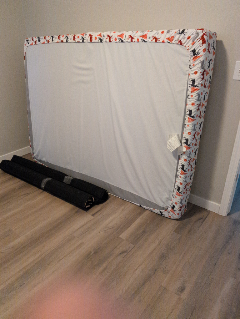 double Bloom mattress with frame - photo 3