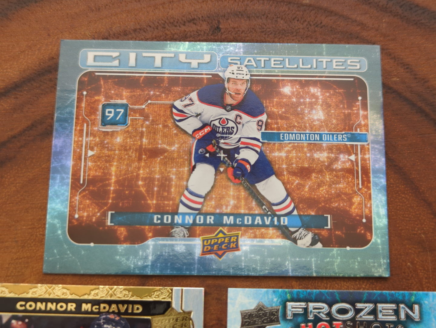 Connor McDavid Hockey Card Lot - 3 Cards - photo 3