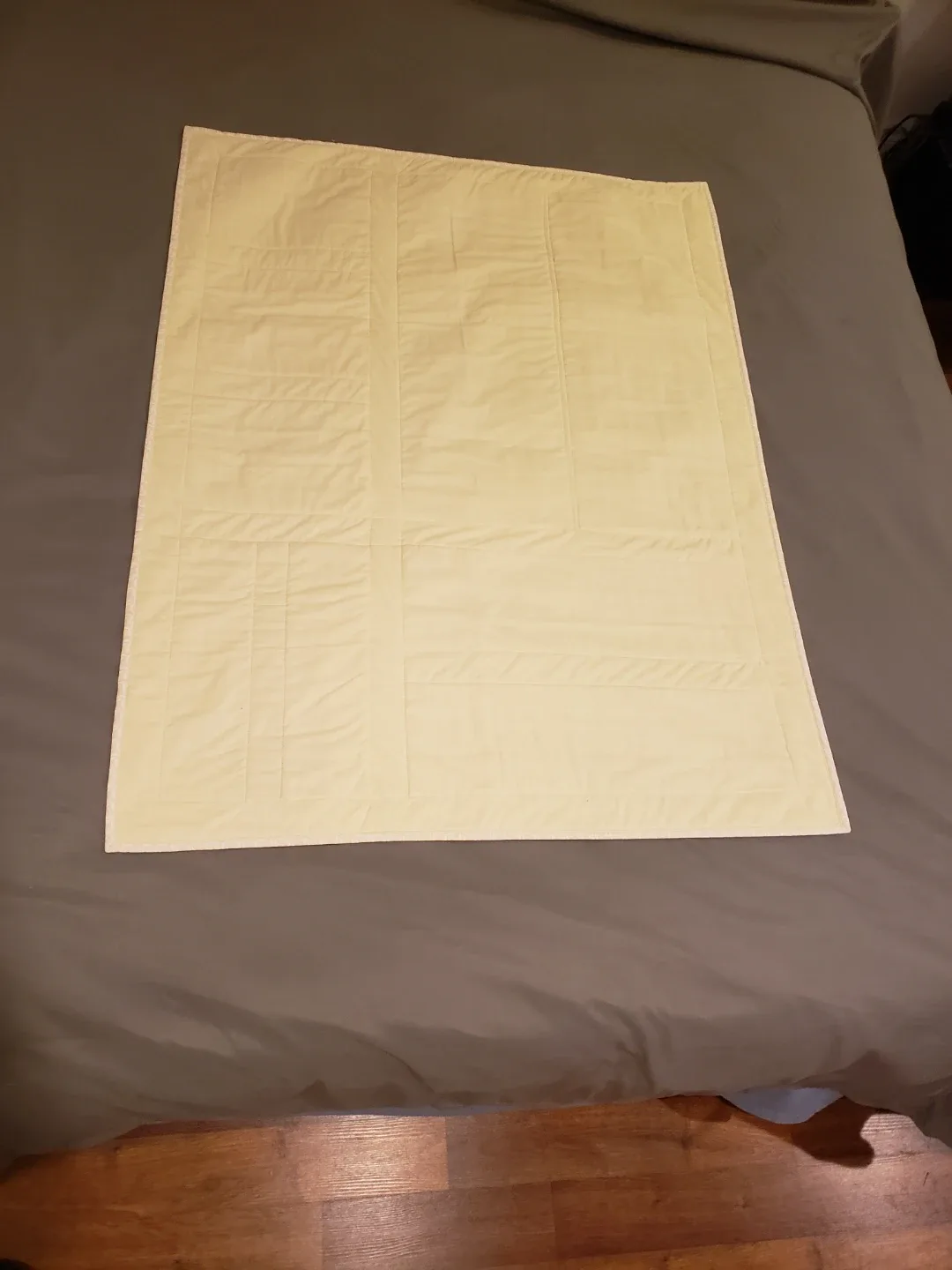 Handmade patchwork quilt image indicator(5)