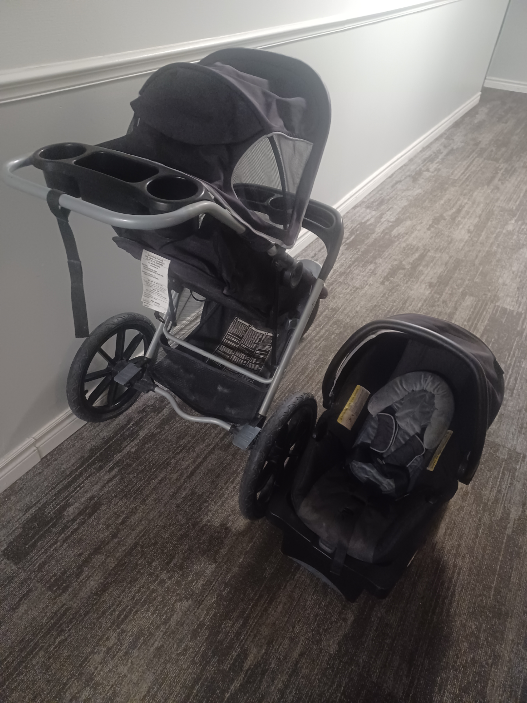 Evenflo Pivot X stroller and infant car seat - photo 3