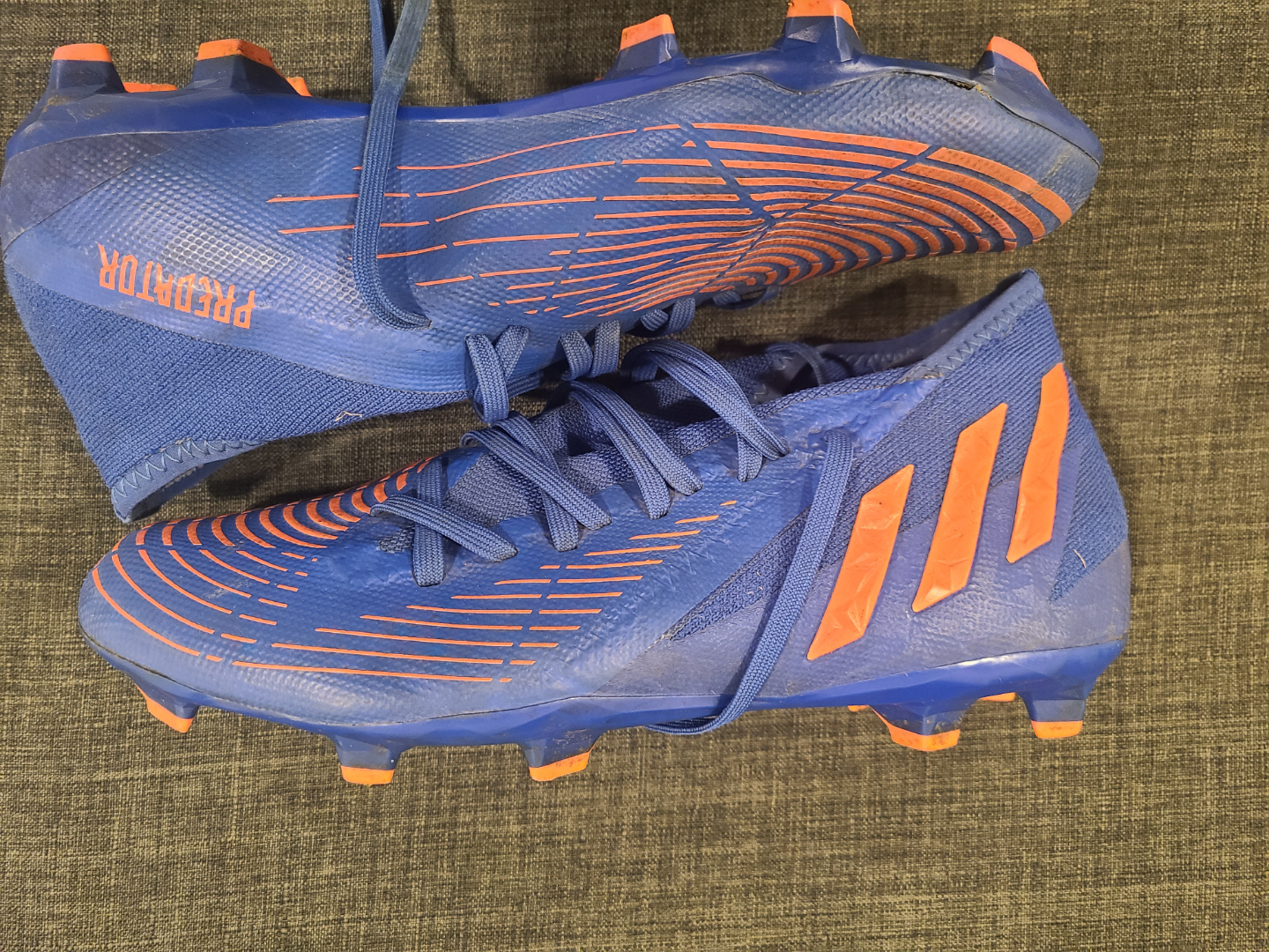 Adidas Predator Football Cleats - Size 7