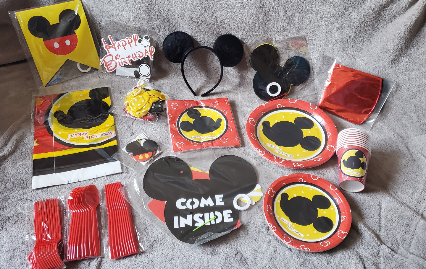 Mickey Mouse Birthday Party Set