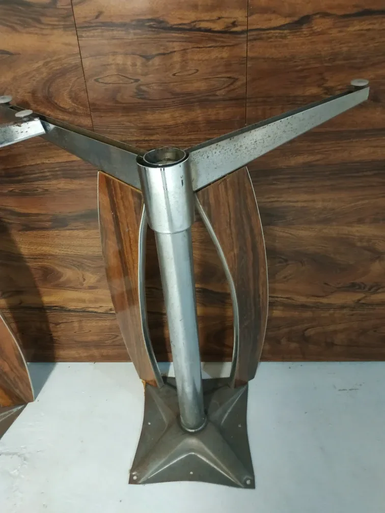 Older kitchen table 58"x36" 💚 image indicator(2)