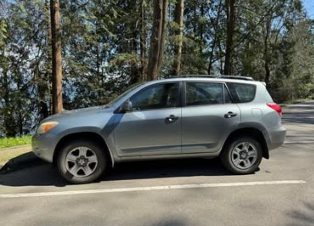 2006 Toyota RAV4 - photo 5